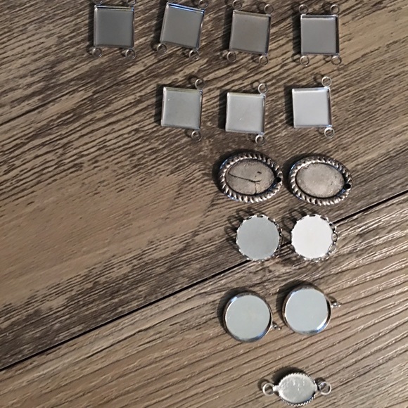 Jewelry Findings - Small Pendants Silver color - Picture 3 of 4